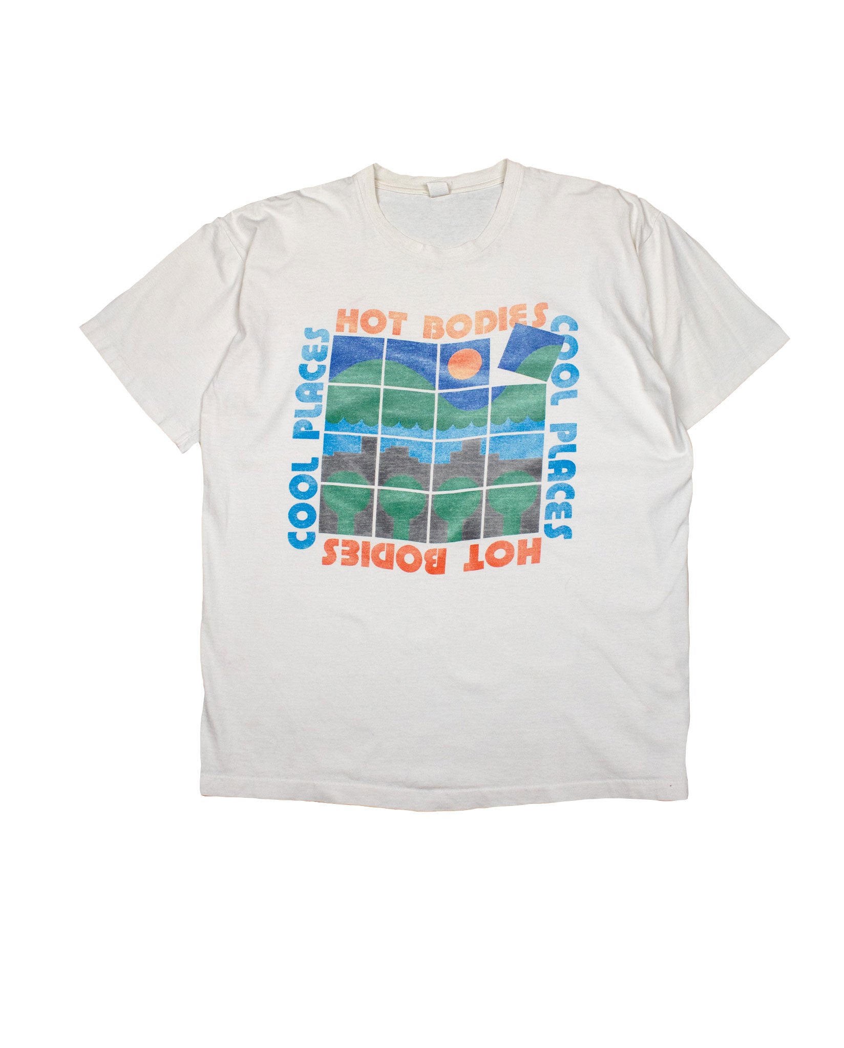 Hot Bodies Cool Places Vinyl Print T-shirt in Off White