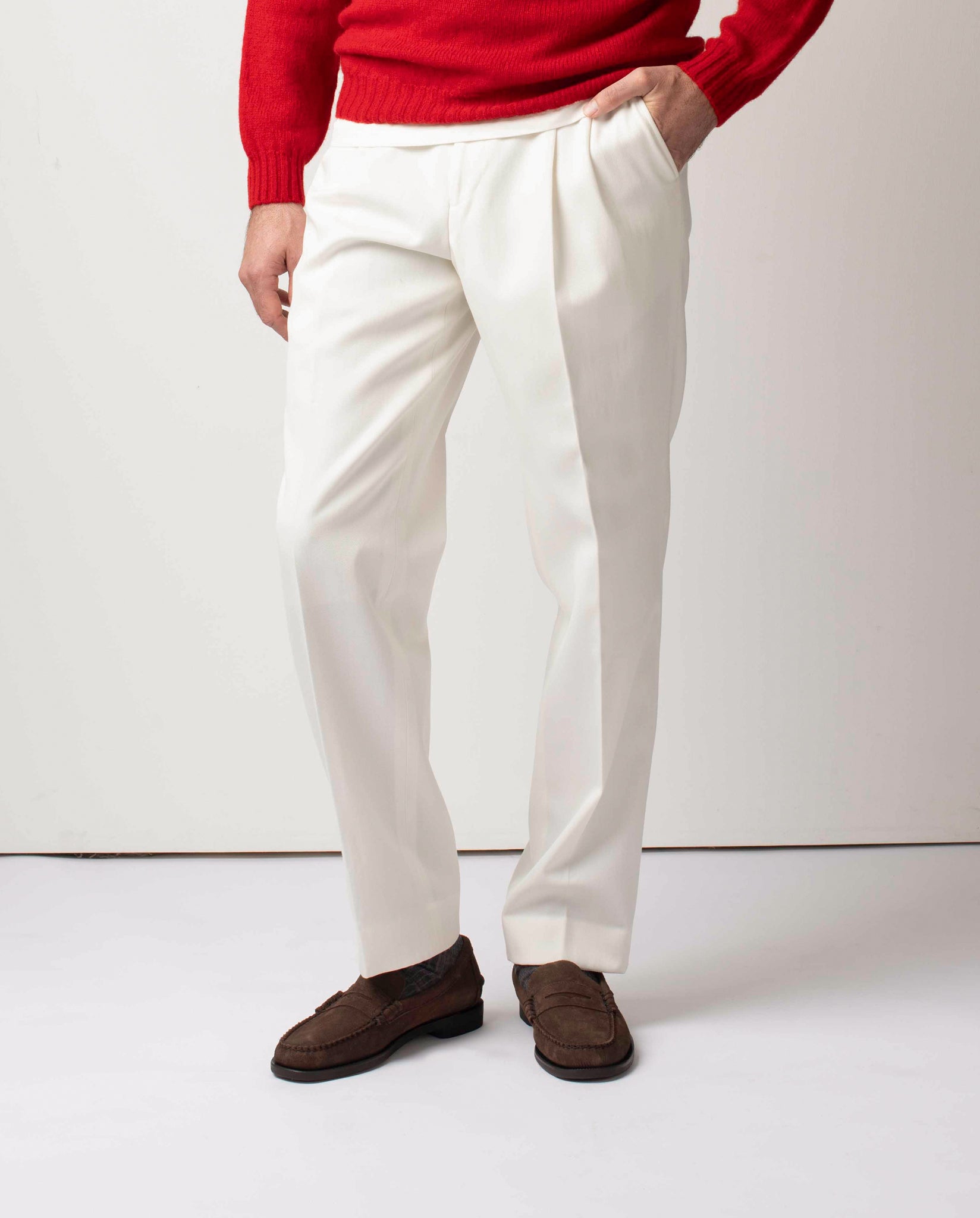 HENRY PLEAT CHINO - CREAM