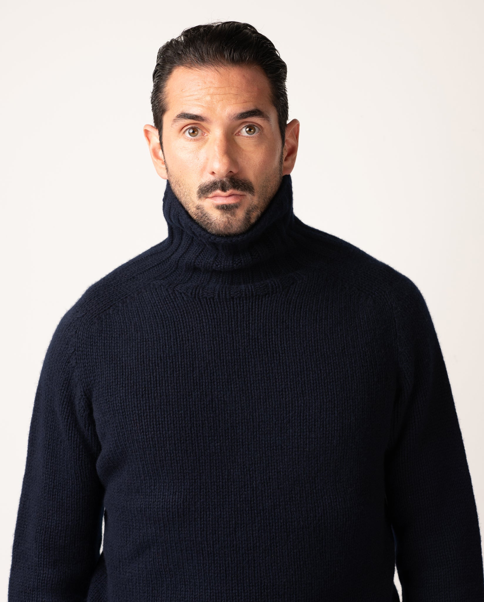 BAMPTON ROLLNECK SWEATER - NAVY