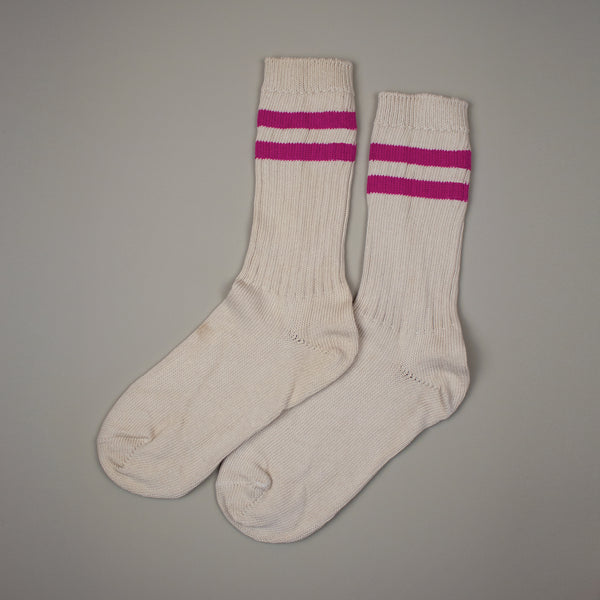 ORGANIC VARSITY SOCKS IN ECRU WITH PINK STRIPES